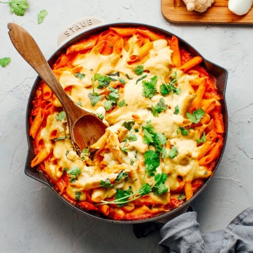 Cheesy Tikka Masala Pasta Bake