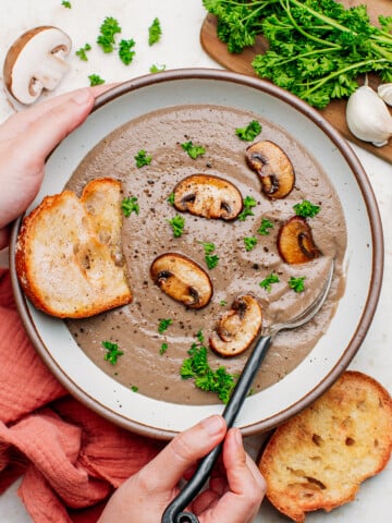 Creamy Vegan Mushroom Soup