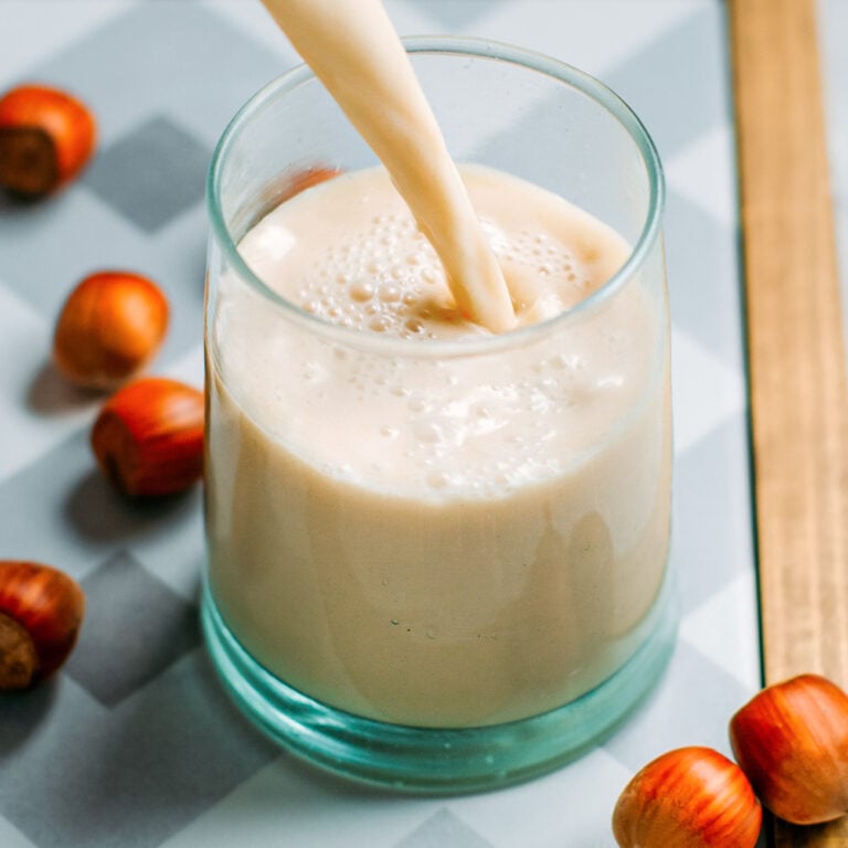 How to Make Hazelnut Milk (Raw + Roasted)