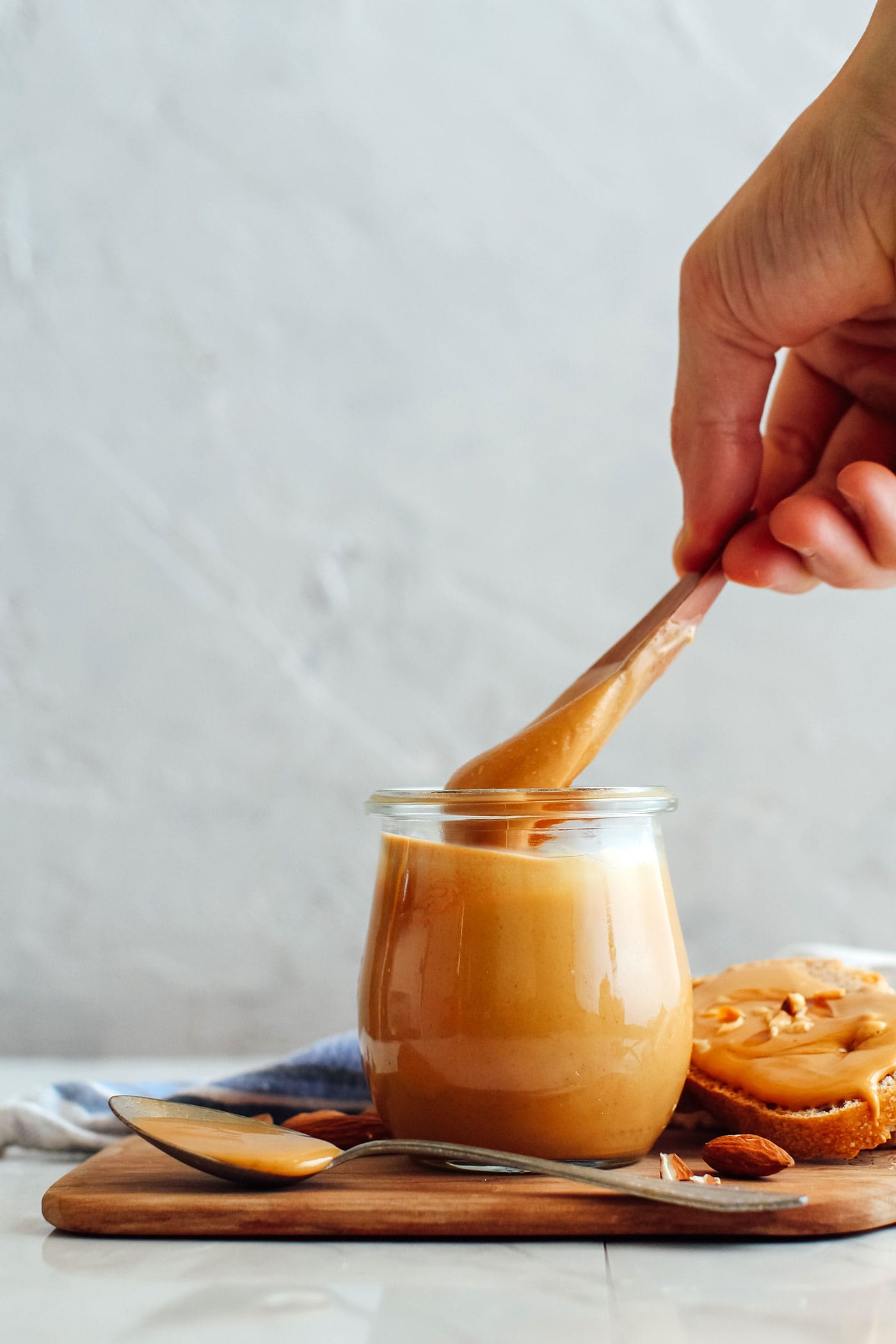 How to Make the Best Almond Butter