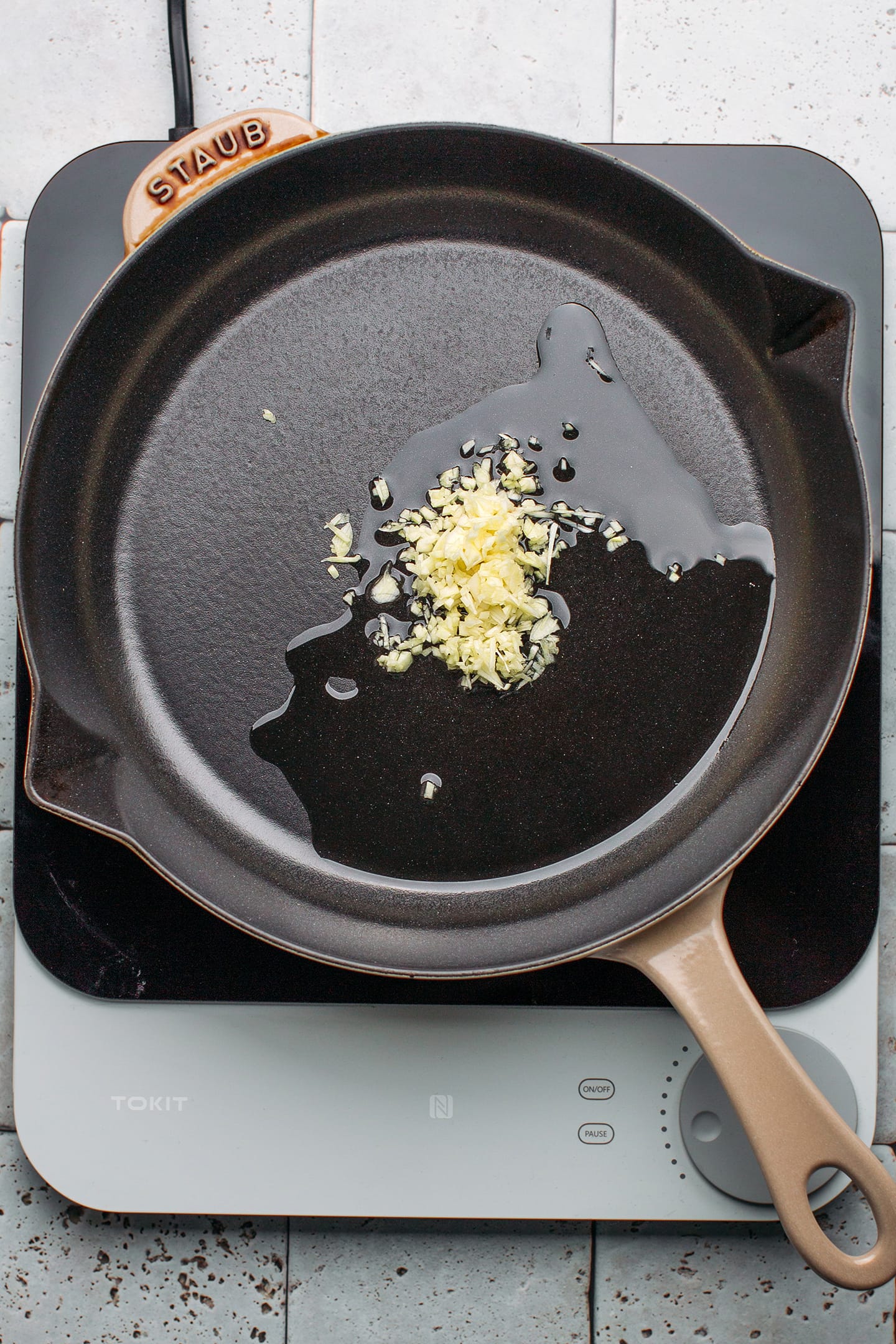 Garlic in a skillet.