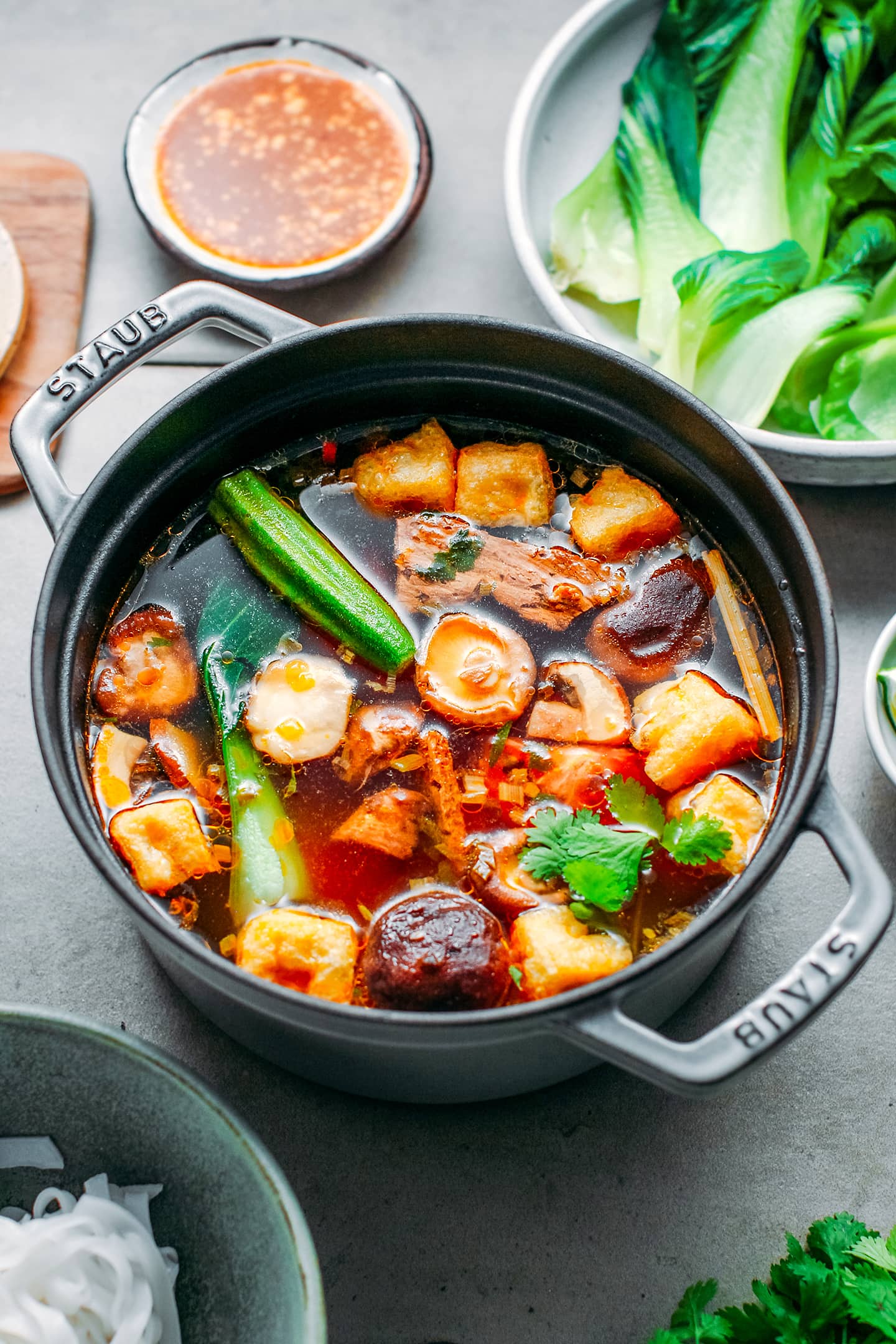 Spicy Vegan Hotpot (Spicy & Sour)